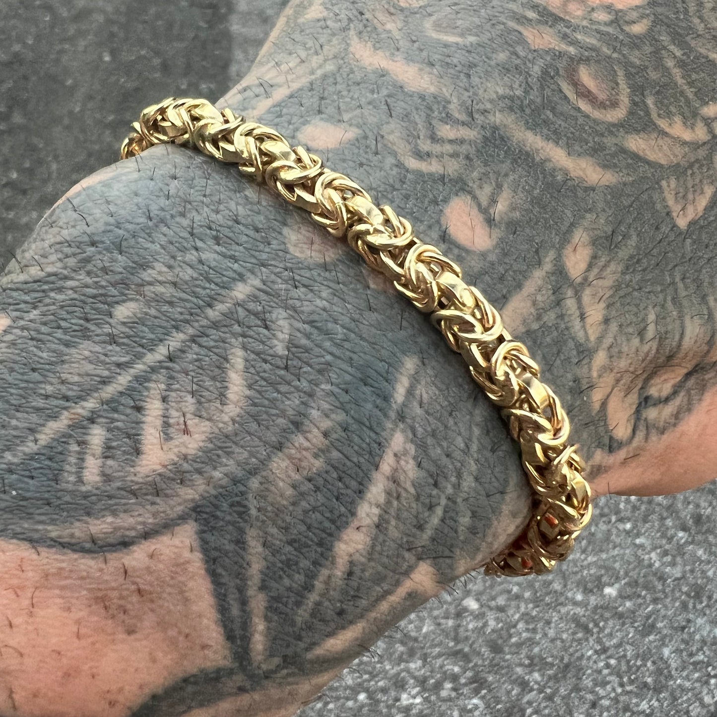 Vintage Solid 18k Byzantine Bracelet