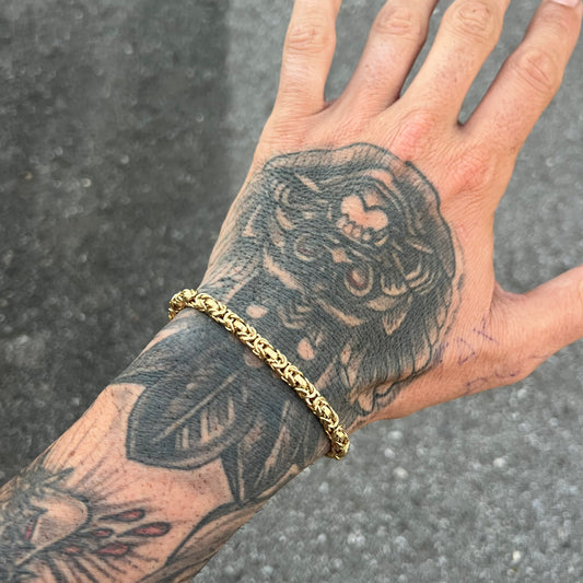 Vintage Solid 18k Byzantine Bracelet